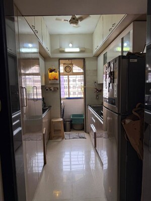 Team Area in 1 BHK Apartment at Bhoomi Park II, Malad West – for Rent