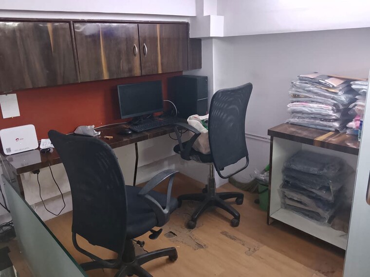 Living Room, om-heera-panna-mall Commercial Office Space 250 Sq.Ft. In Andheri West Mumbai 10455239