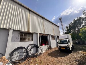 Parking in  Warehouse at Tambe Mala – for Rent