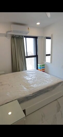 2 BHK + Extra Room Apartment For Rent in Dev Leo Tower