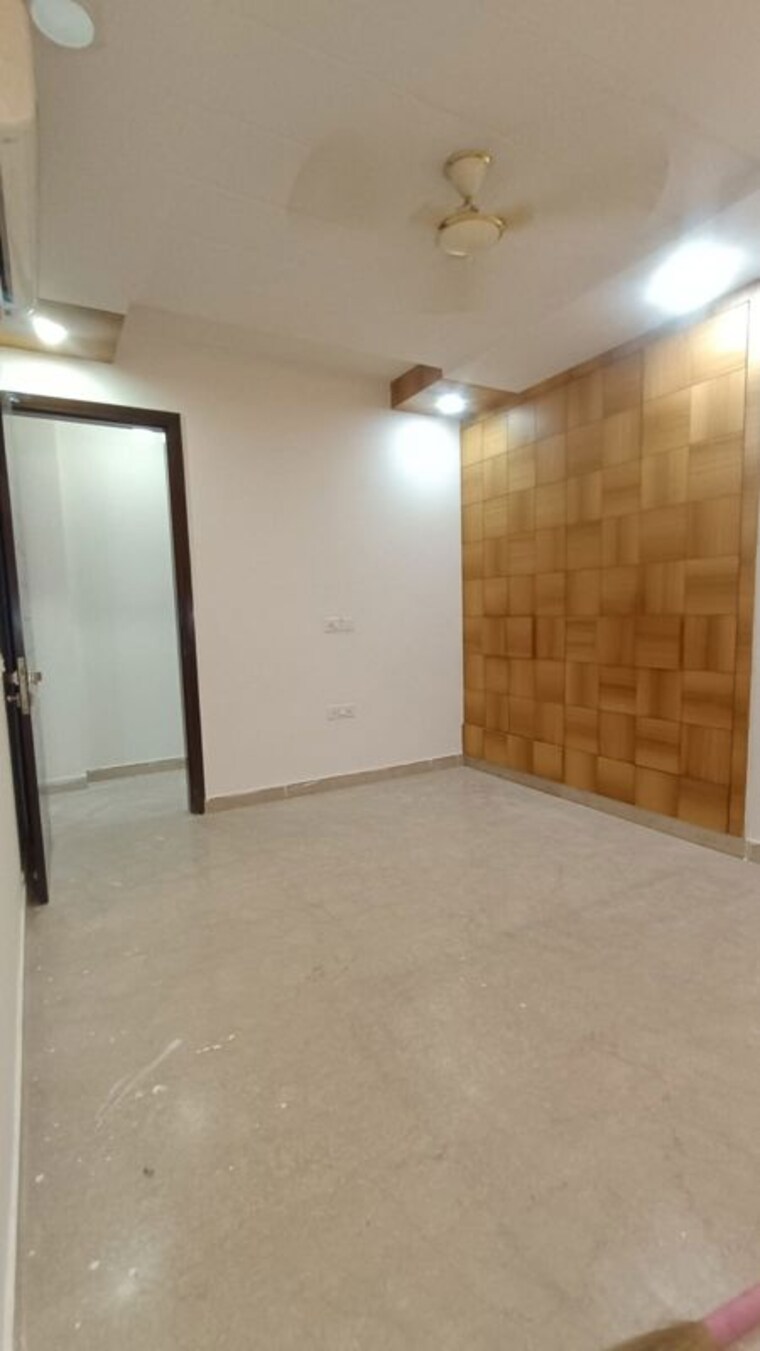 Room, saket 3 Bedroom 200 Sq.Yd. Builder Floor In Saket Delhi 10455288