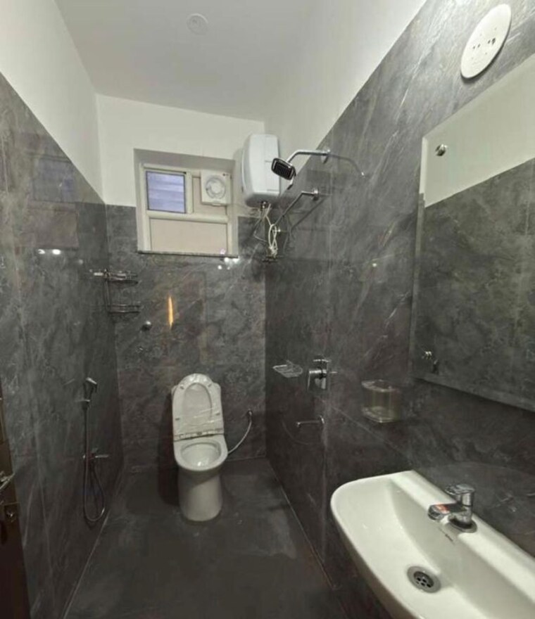 Bathroom, ramky-towers-gachibowli 3 Bedroom 1550 Sq.Ft. Apartment In Gachibowli Hyderabad 10455285