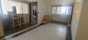 Room in 3 BHK Apartment at Aurobindo The Regent, Kondapur – for Rent
