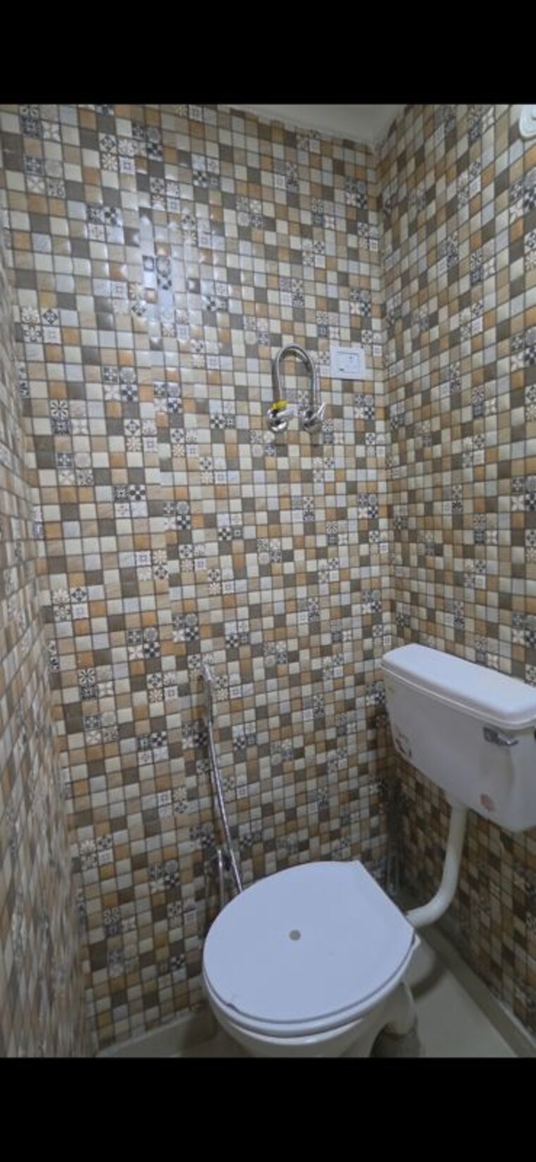 Bathroom, khanpur 2 Bedroom 65 Sq.Yd. Builder Floor In Khanpur Delhi 10455325