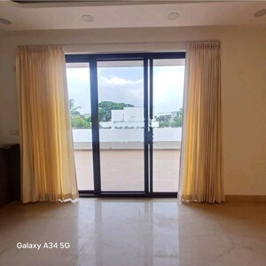 Room in 4 BHK Apartment at Fortius Under The Sun, Devanahalli – for Rent