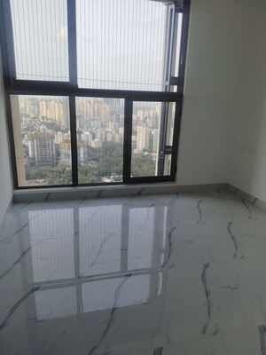 Room in 2 BHK Apartment at Raymond Realty Phase II, Pokhran Road No Two – for Rent