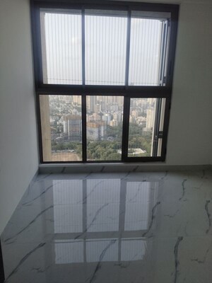 Room in 2 BHK Apartment at Raymond Realty Phase II, Pokhran Road No Two – for Rent