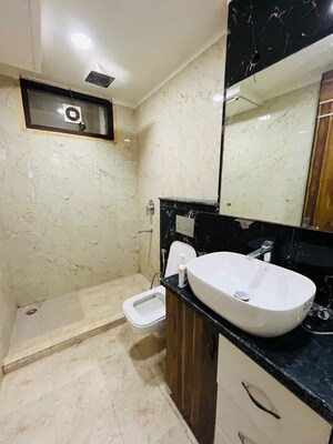 Team Area in 2 BHK Apartment at Ireo The Grand Arch, Sector 58 – for Rent