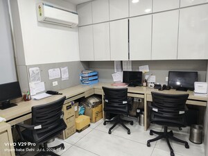  Office Space For Rent in Satya Towers, Benz Circle