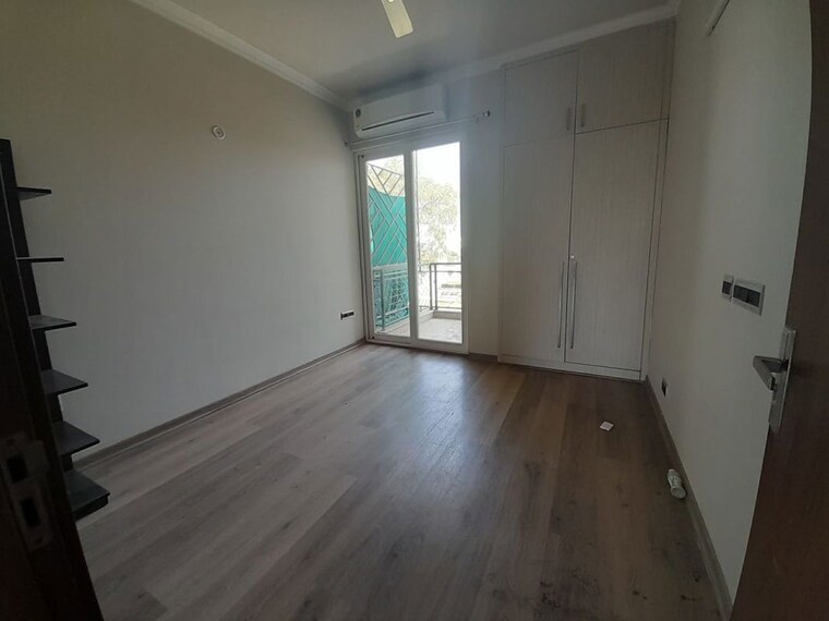 Room, central-park-flower-valley 2.5 Bedroom 1093 Sq.Ft. Builder Floor In Sohna Sector 33 Gurgaon 10455383