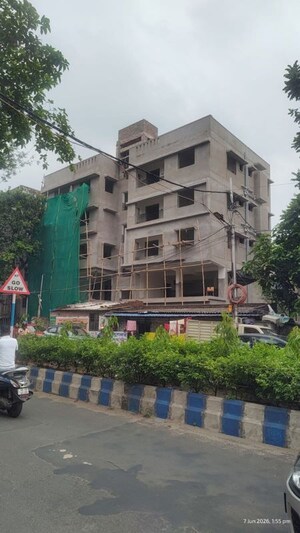  Showroom – Exterior View View at James Long Sarani - for Rent