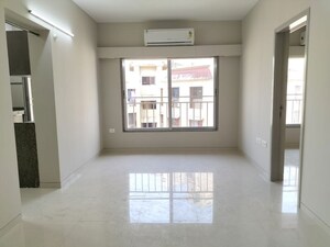 1 BHK Apartment For Sale in Harasiddh Viraaj, Malad East