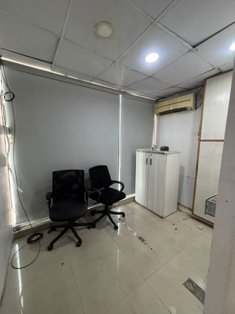 Team Area, levana-cyber-heights Commercial Office Space 2000 Sq.Ft. In Vibhuti Khand Lucknow 10455401