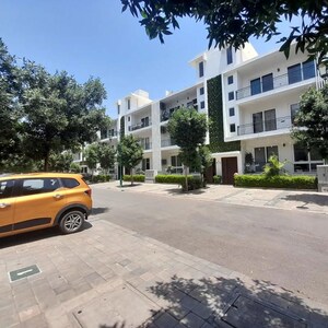3 BHK Builder Floor – Exterior View View at Central Park Flower Valley, Sohna Sector 33 - for Rent