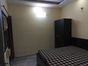 Bedroom in 1 BHK Builder Floor at Sector 40 – for Rent