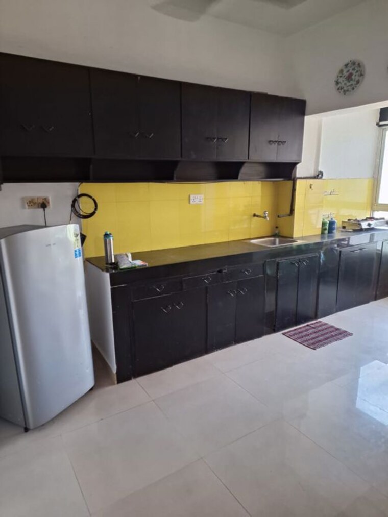 Kitchen, taleigao 1 Bedroom 600 Sq.Ft. Apartment In Taleigao Goa 10455432