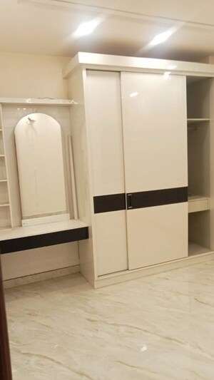 Bathroom in 3 BHK Builder Floor at Sector 49 – for Sale