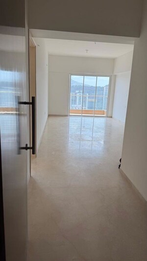 2 BHK Apartment For Rent in Damji Shamji Mahavir Spring Tulip Phase 1, Pokhran Road No Two