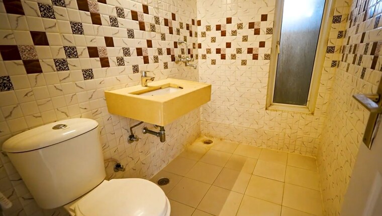 Team Area, jm-florence 2.5 Bedroom 1206 Sq.Ft. Apartment In Tech Zone 4 Greater Noida Greater Noida 10455434