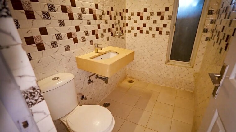Bathroom, jm-florence 2.5 Bedroom 1206 Sq.Ft. Apartment In Tech Zone 4 Greater Noida Greater Noida 10455434