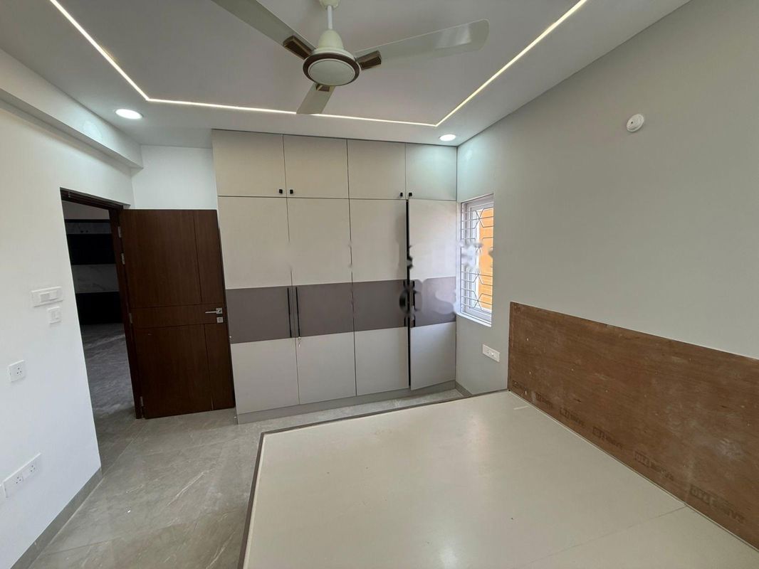 3 BHK 1645 Sq.Ft. Apartment in Hallmark Skyrena