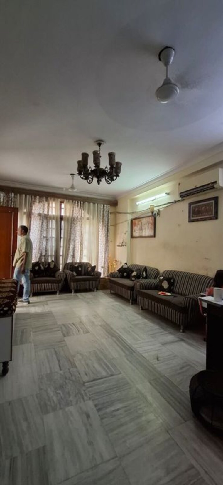 Gym, kalkaji 3 Bedroom 1800 Sq.Ft. Builder Floor In Kalkaji Delhi 10455547