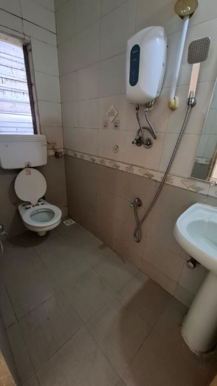 Bathroom, ap-panchavati-b 2 Bedroom 980 Sq.Ft. Apartment In Powai Mumbai 10455554