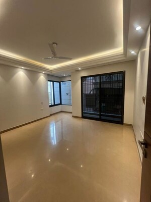 4 BHK Builder Floor For Rent in Kailash Colony