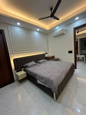 Bedroom in 1 BHK Builder Floor at Sector 52 – for Rent