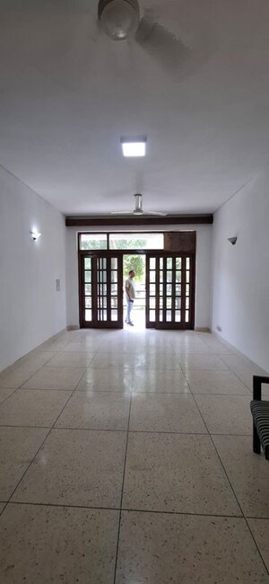Room in 3 BHK Builder Floor at Kalkaji – for Rent