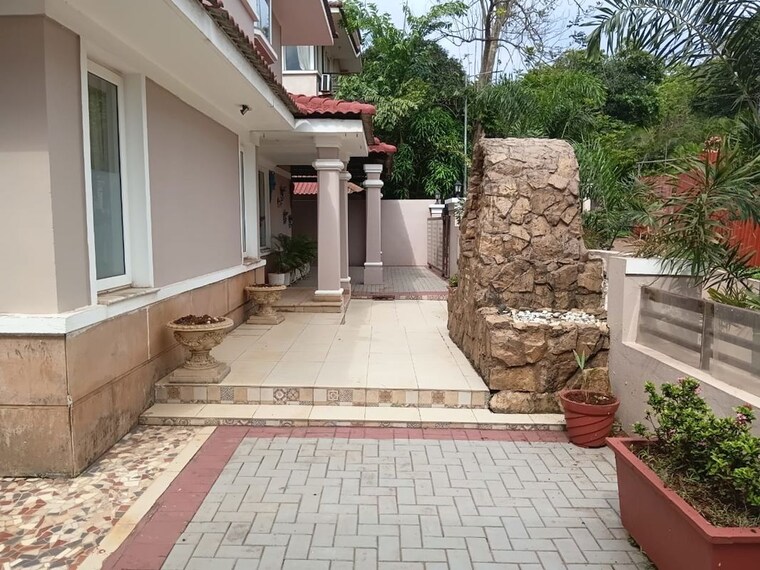 Balcony, porvorim 4 Bedroom 2500 Sq.Ft. Villa In Porvorim Goa 10455634