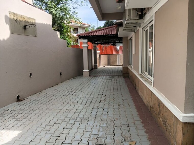 Balcony, porvorim 4 Bedroom 2500 Sq.Ft. Villa In Porvorim Goa 10455634
