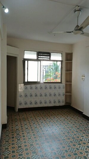 Room in 1 BHK Apartment at Sitaram Niwas, Dombivli East – for Rent