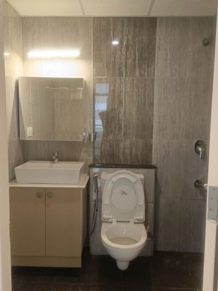 Bathroom, vaishnavi-serene 3 Bedroom 1060 Sq.Ft. Apartment In Yelahanka Bangalore 10455628