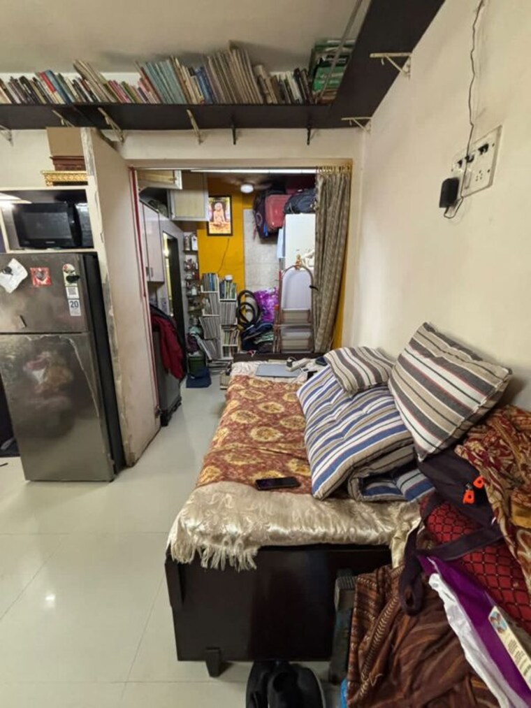 Living Room, yamuna-chs-dahisar-east 1 RK 280 Sq.Ft. Apartment In Dahisar East Mumbai 10455647