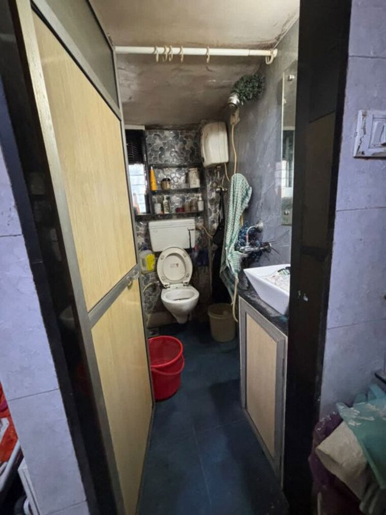 Balcony, yamuna-chs-dahisar-east 1 RK 280 Sq.Ft. Apartment In Dahisar East Mumbai 10455647
