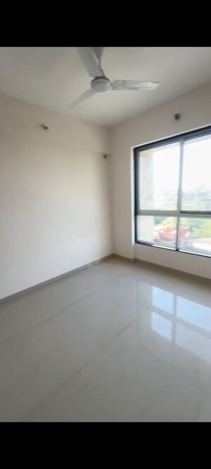 Room in 2 BHK Apartment at Sanghvi S3 Skygreens, Mira Road – for Sale
