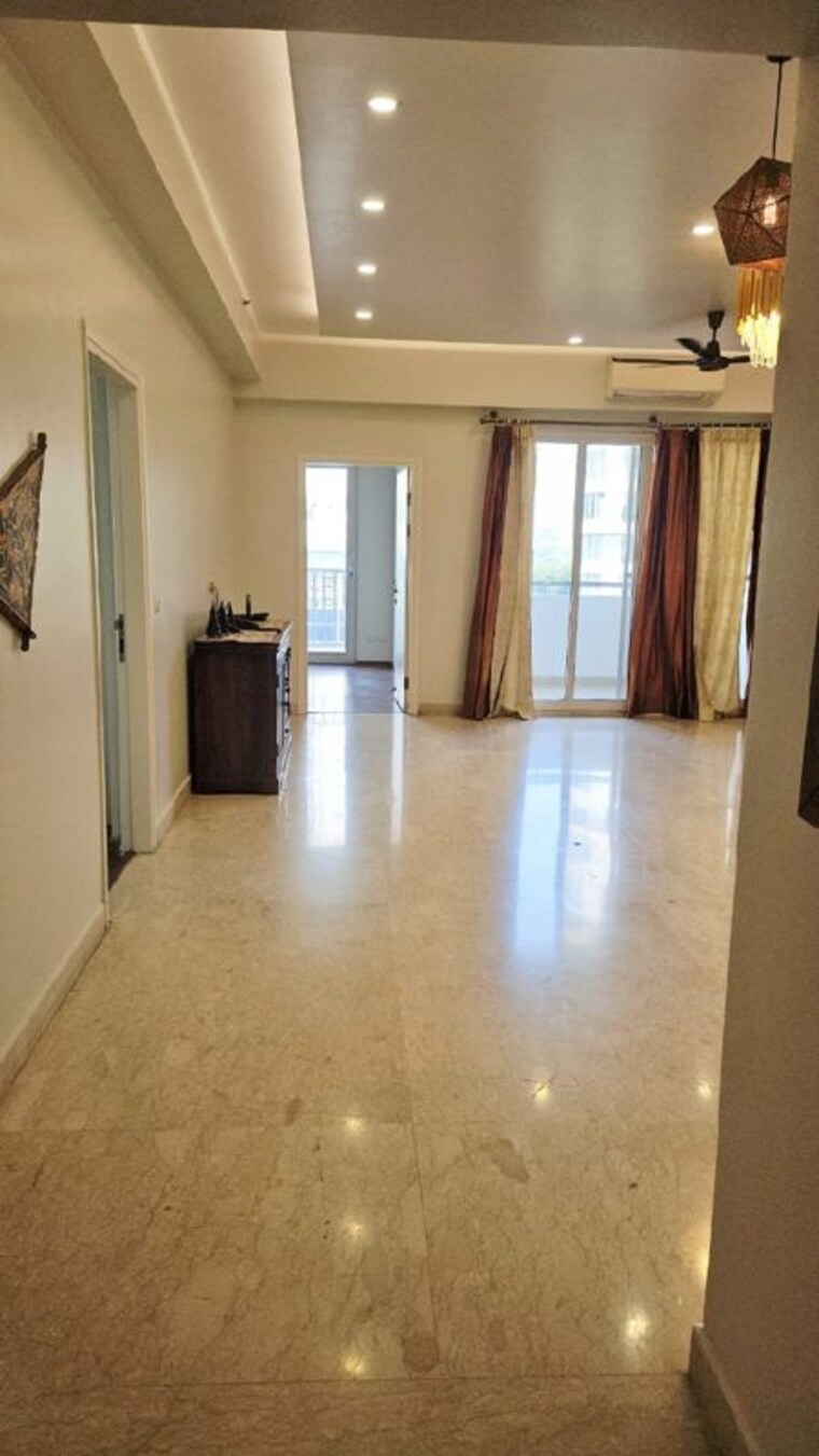 Room, emaar-mgf-the-palm-drive-studios 3.5 Bedroom 1950 Sq.Ft. Apartment In Sector 66 Gurgaon 10455690