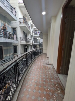 2 BHK Builder Floor For Rent in Saket