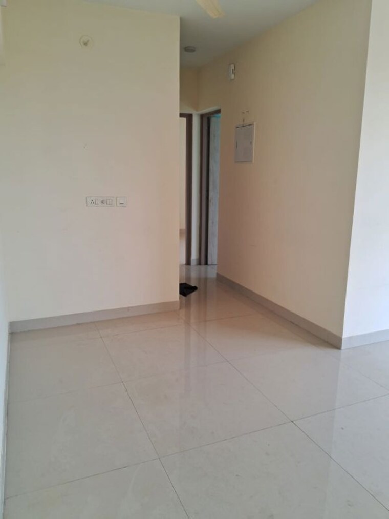 Room, lodha-upper-thane 2 Bedroom 650 Sq.Ft. Apartment In Anjur Thane 10455741