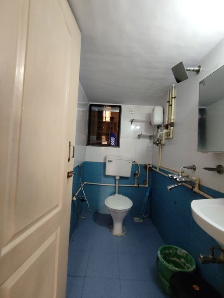 Team Area, crystal-tower 2 Bedroom 850 Sq.Ft. Apartment In Parel Mumbai 10455733