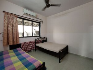 Living Room in 2 BHK Apartment at Crystal Tower, Parel – for Rent