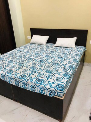 Bedroom in 1 RK Builder Floor at Sector 40 – for Rent