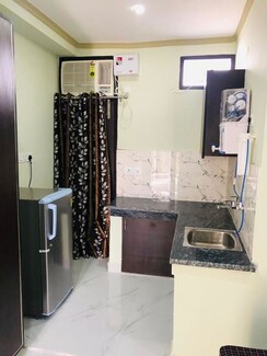 1 RkBuilder Floor For Rent in Sector 40