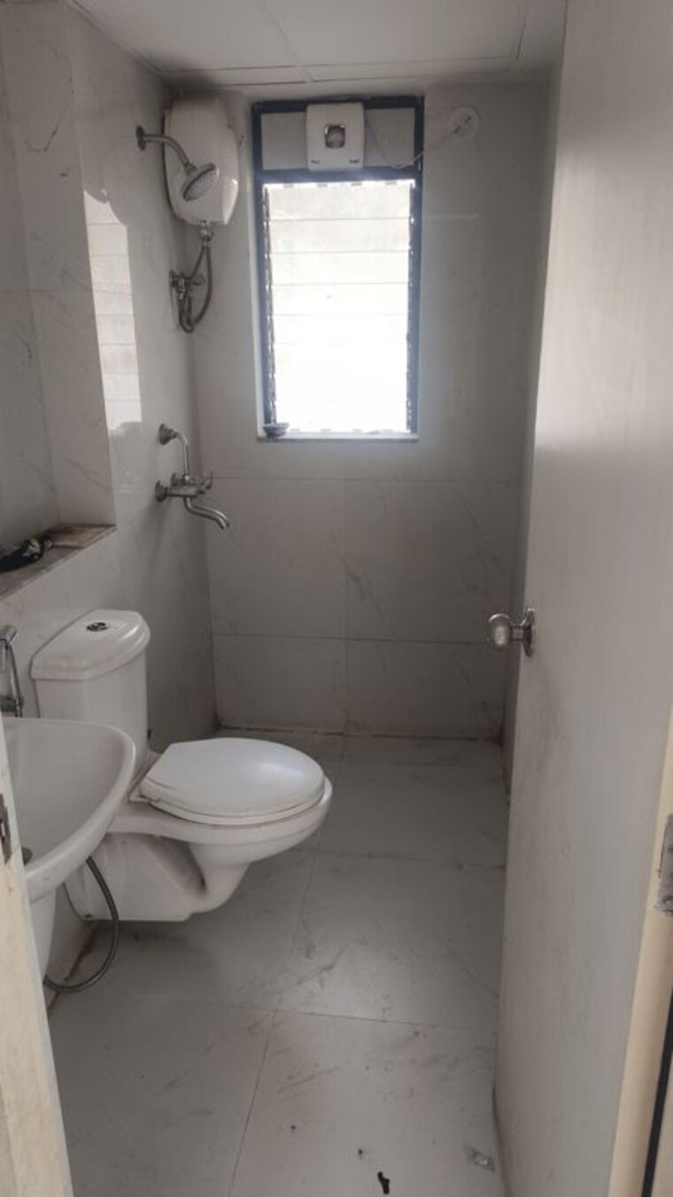 Bathroom, runwal-gardens 1 Bedroom 466 Sq.Ft. Apartment In Dombivli East Thane 10455757