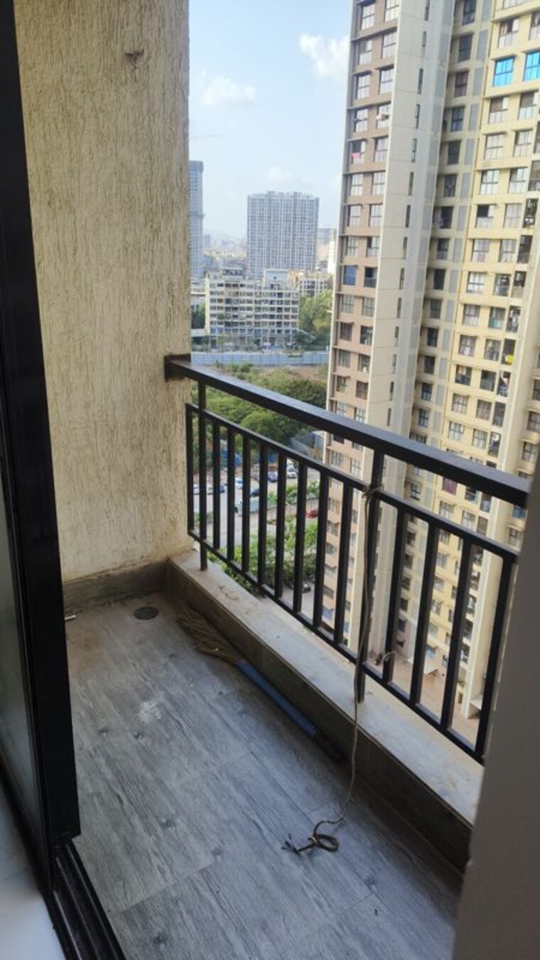 Balcony, runwal-gardens 1 Bedroom 466 Sq.Ft. Apartment In Dombivli East Thane 10455757