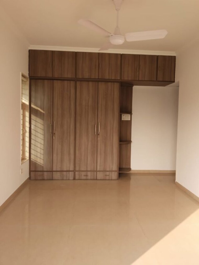 Room, navin nagar 4 Bedroom 2000 Sq.Ft. Apartment In Navin Nagar Mumbai 10455794