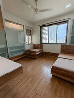 3 BHK 1150 Sq.Ft. Apartment in Hiranandani Estate Spring Hill