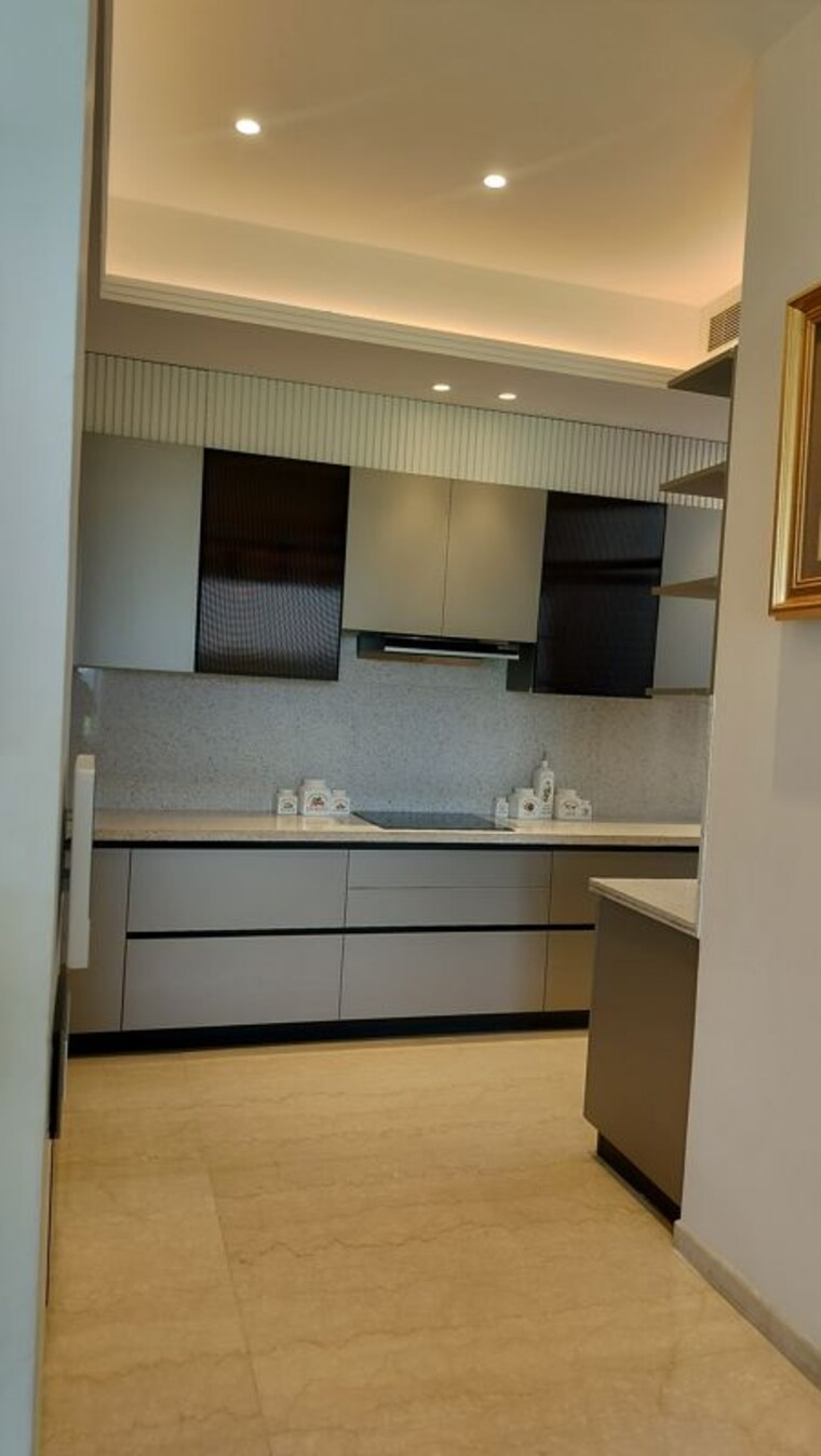 Kitchen, dlf-royale-residences 4 Bedroom 4500 Sq.Ft. Builder Floor In Dlf Phase I Gurgaon 10455854