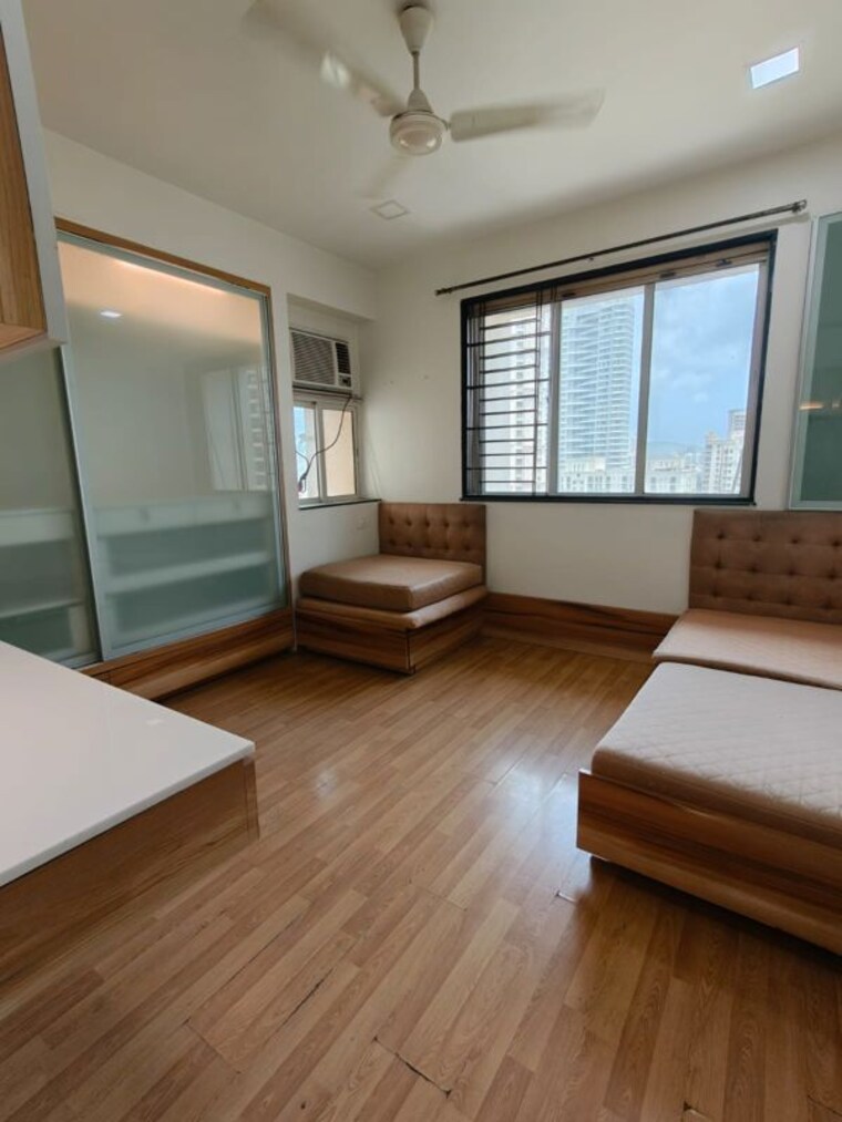 Room, hiranandani-estate-spring-hill 3 Bedroom 1150 Sq.Ft. Apartment In Ghodbunder Road Thane 10455880